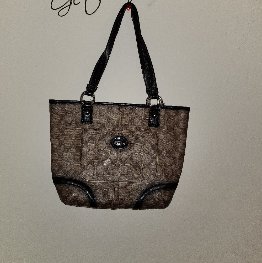 Coach Purse - Picture 4 of 4
